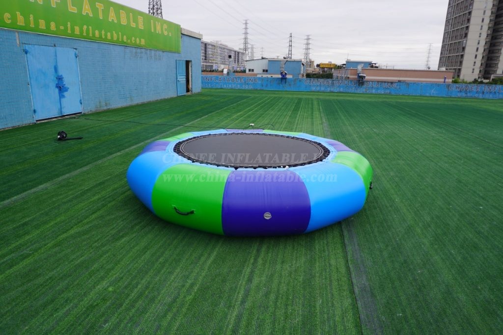 T10-140 Inflatable Water Trampoline