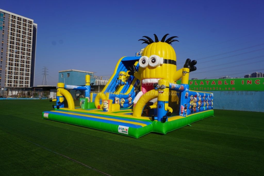 T6-894 Minions Play Park