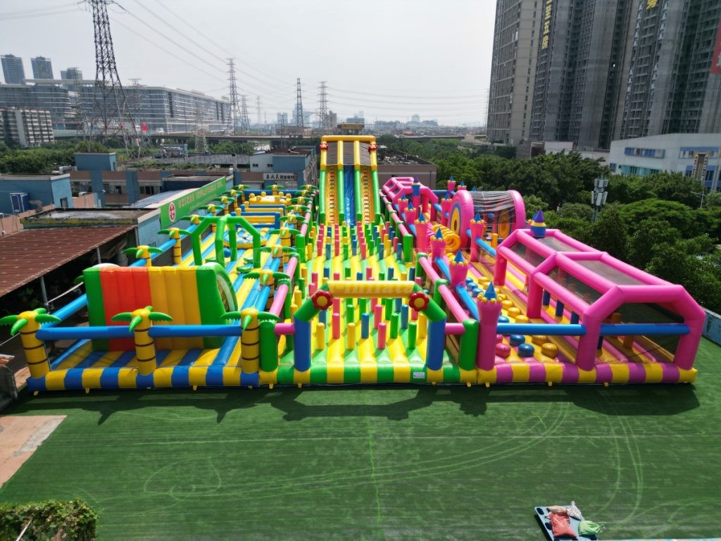 GF2-113 Inflatable Amusement Park